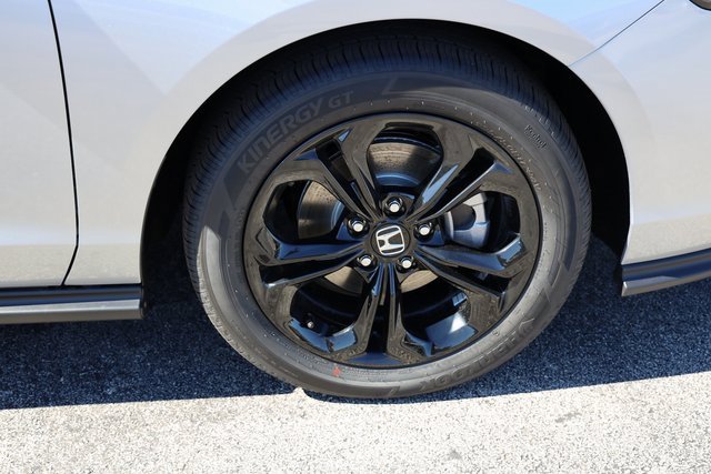 New 2025 Honda Accord SE image 9