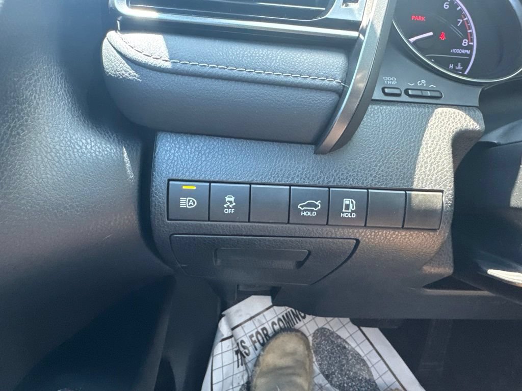 Used 2020 Toyota Camry SE FWD image 39