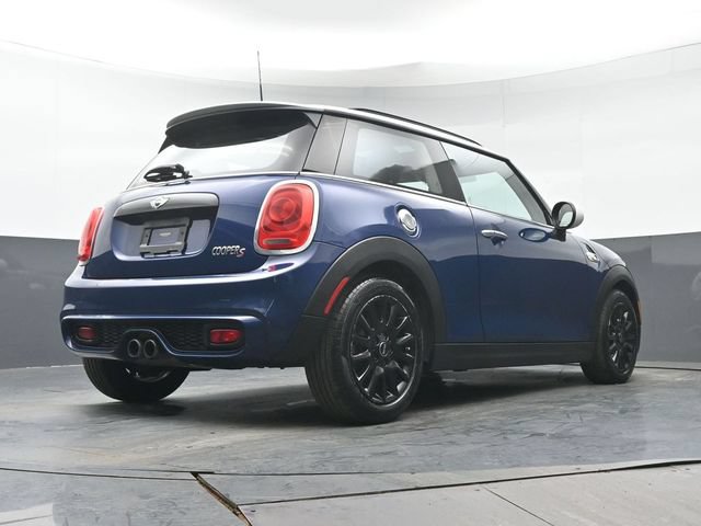 Used 2017 MINI Cooper S FWD image 31