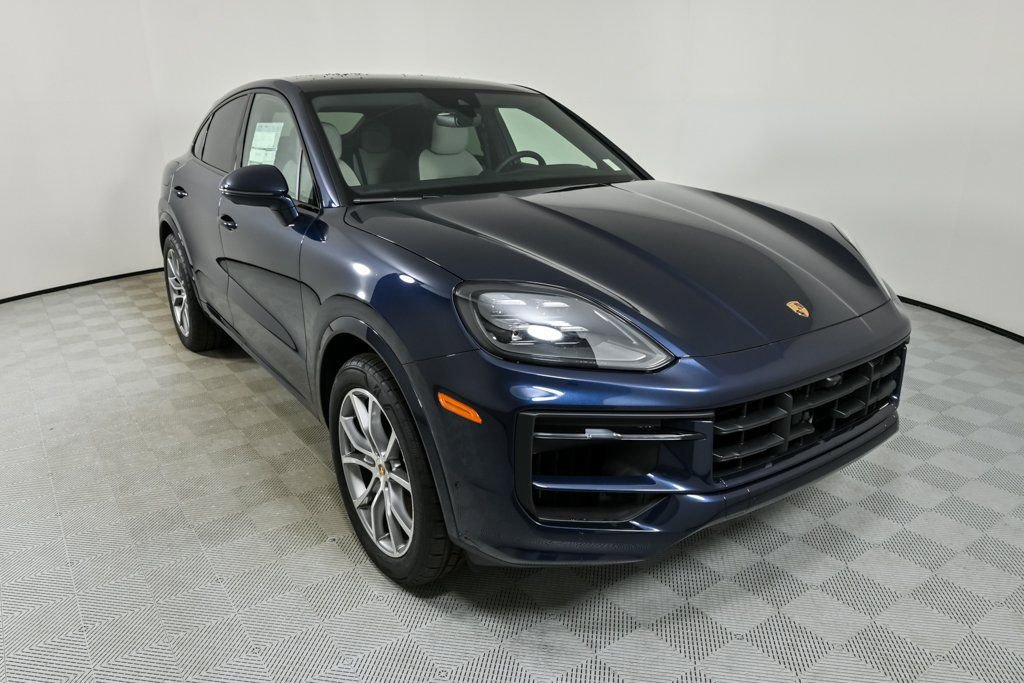 New 2025 Porsche Cayenne image 27