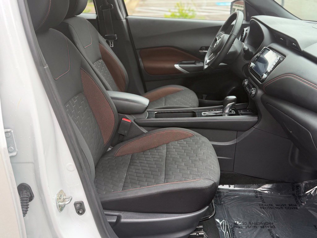 Used 2021 Nissan Kicks SR FWD image 17