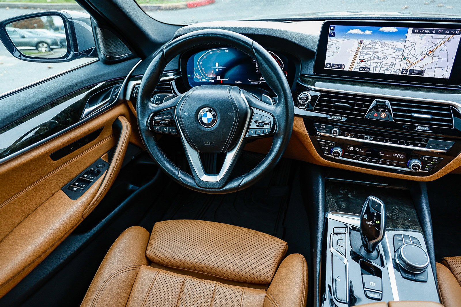 Used 2022 BMW 530i w/ Premium Package image 14