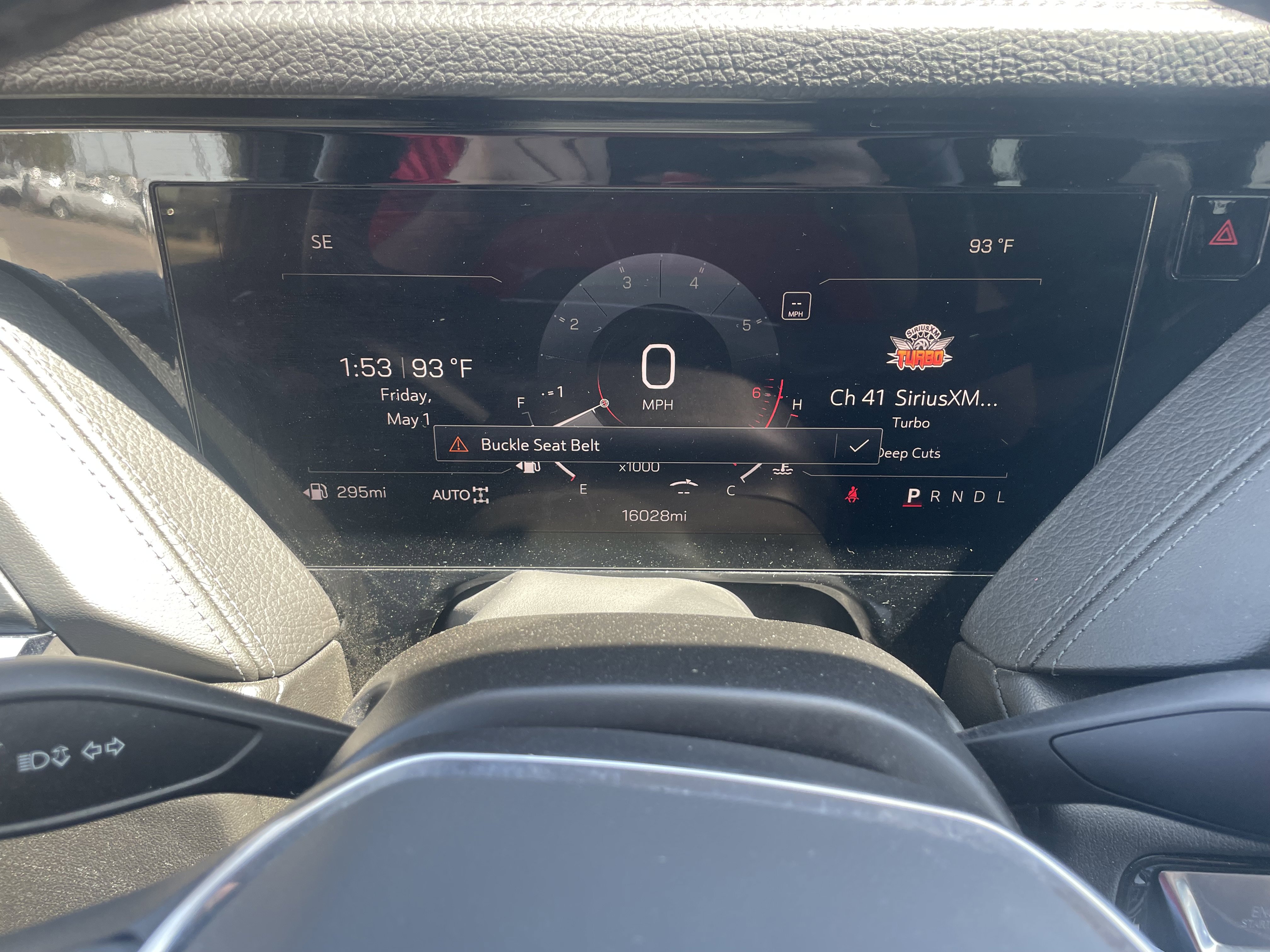 Used 2025 GMC Yukon XL Denali AWD/4WD image 18