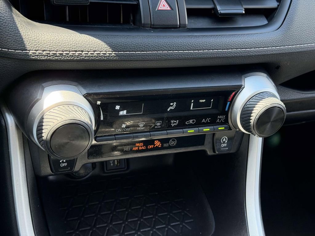 Used 2024 Toyota RAV4 LE image 5