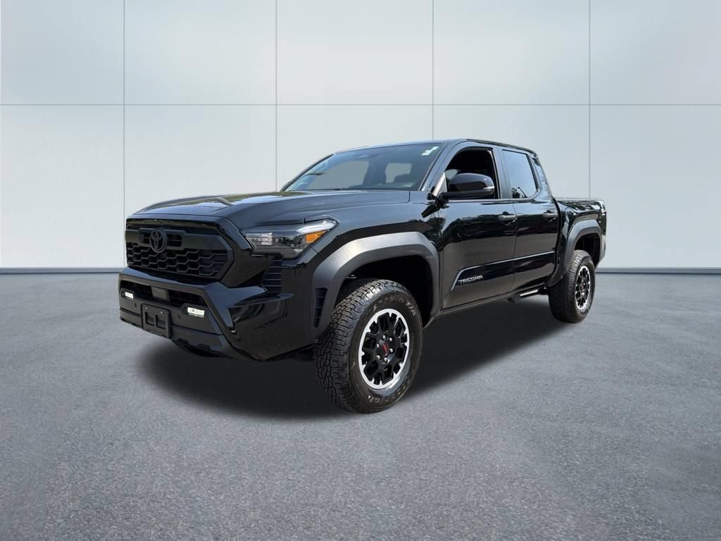 Used 2024 Toyota Tacoma TRD Off-Road w/ TRD Off Road Upgrade Package AWD/4WD image 2
