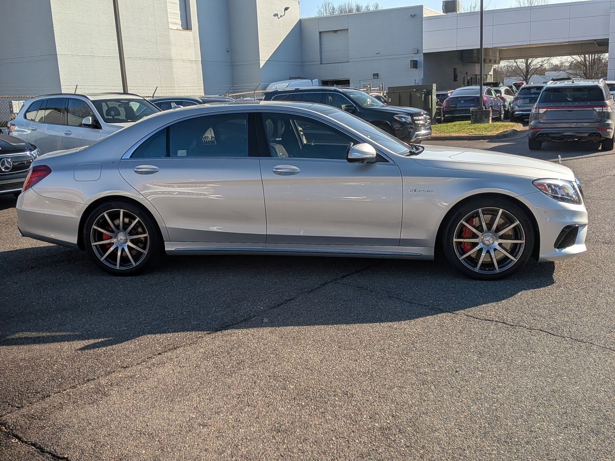 Used 2015 Mercedes-Benz S 63 AMG 4MATIC Sedan image 2