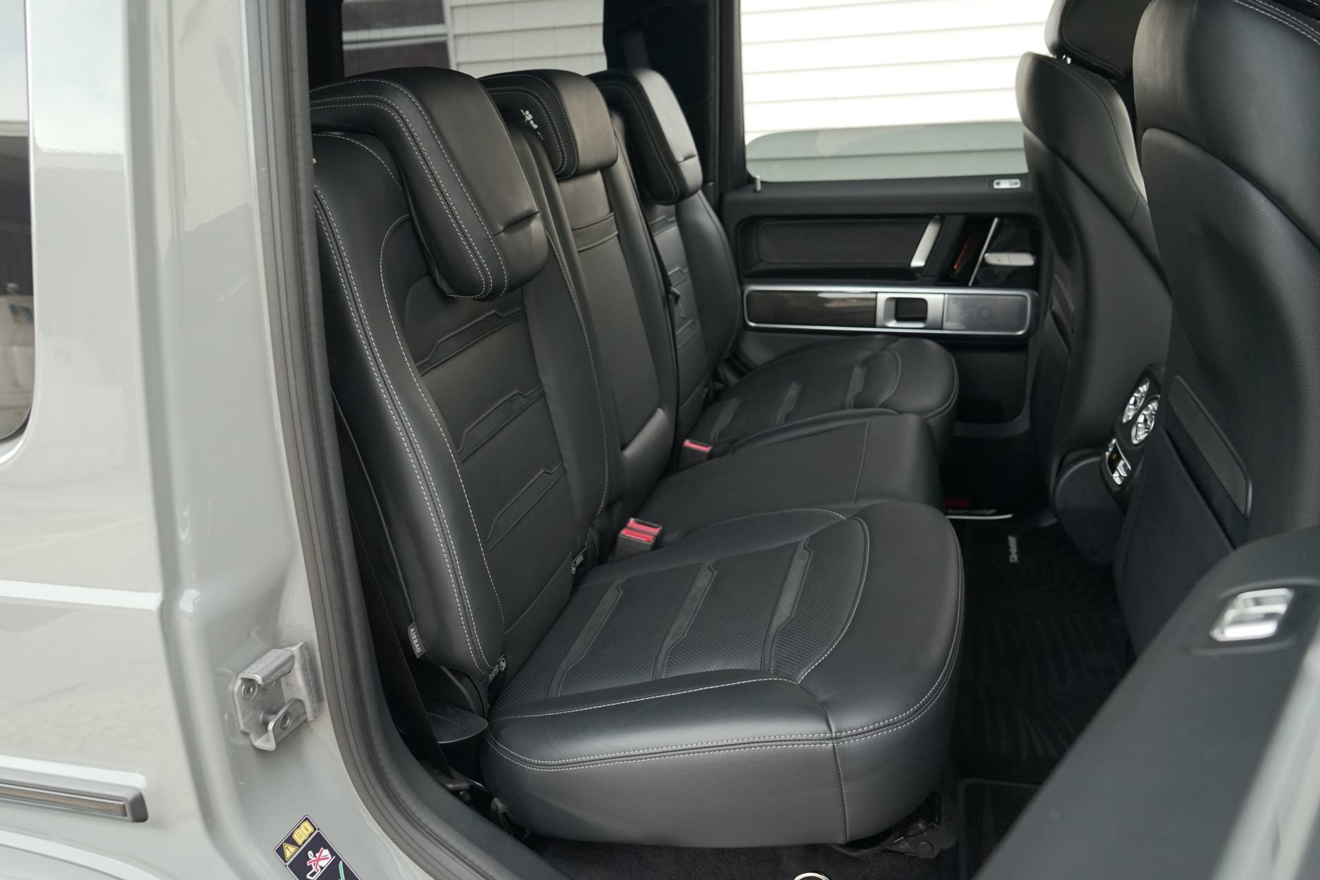 Used 2024 Mercedes-Benz G 63 AMG 4MATIC w/ Seat Comfort Package image 19