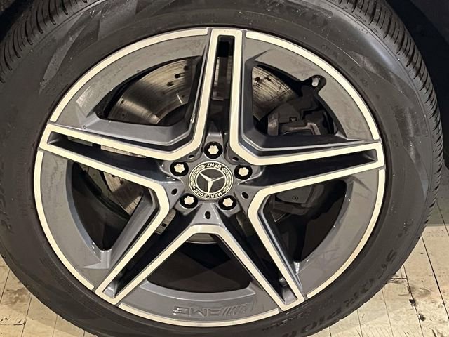 Used 2025 Mercedes-Benz GLS 450 4MATIC image 12