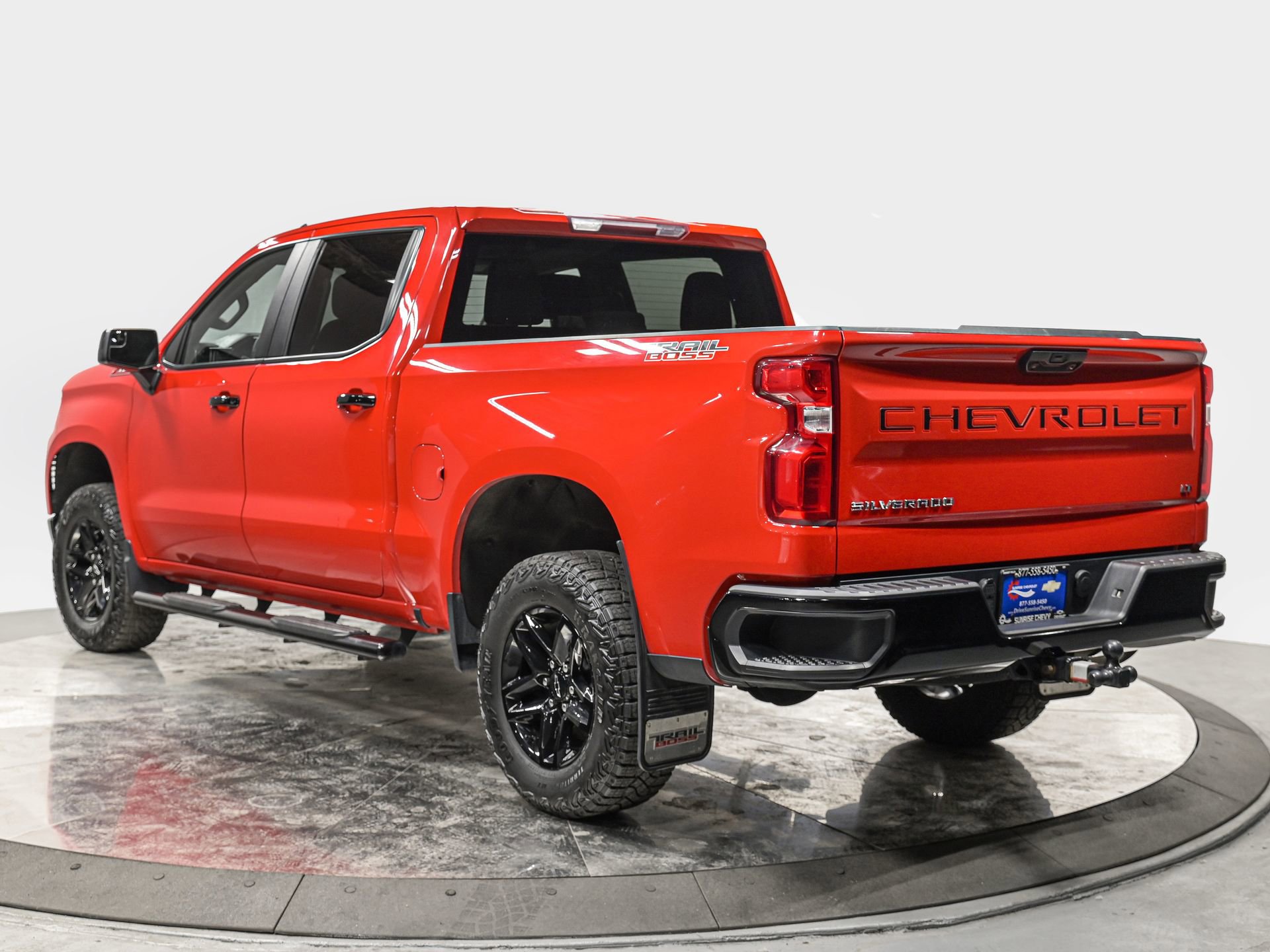 Used 2023 Chevrolet Silverado 1500 LT Trail Boss w/ Protection Package image 4