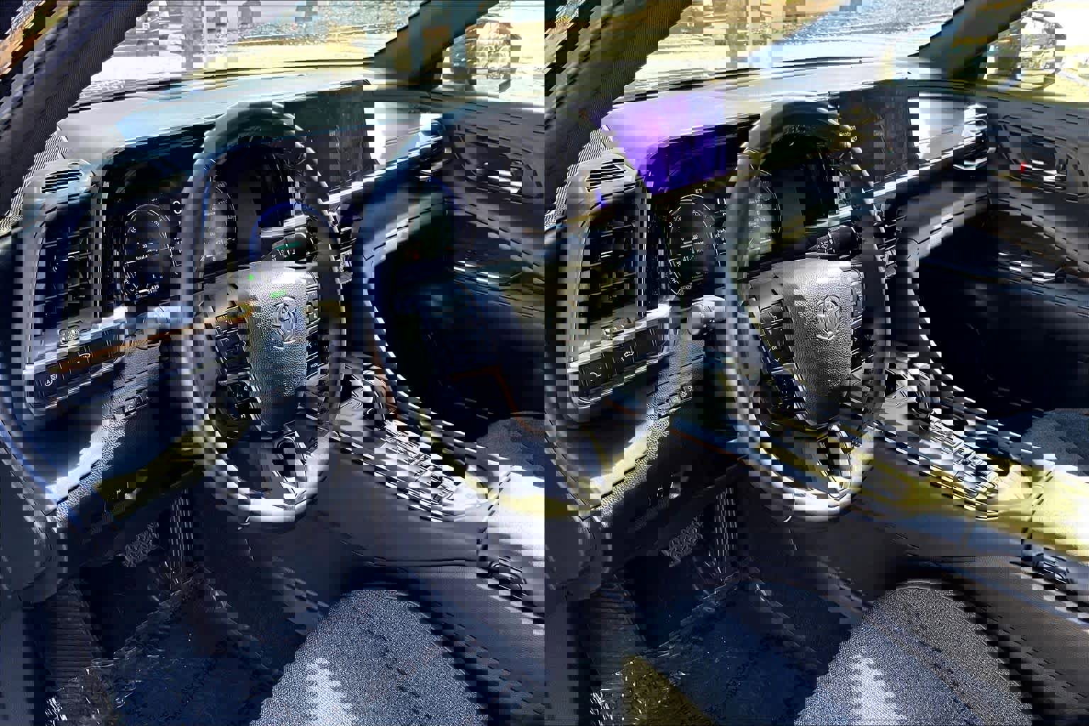 Used 2023 Toyota Crown XLE image 16