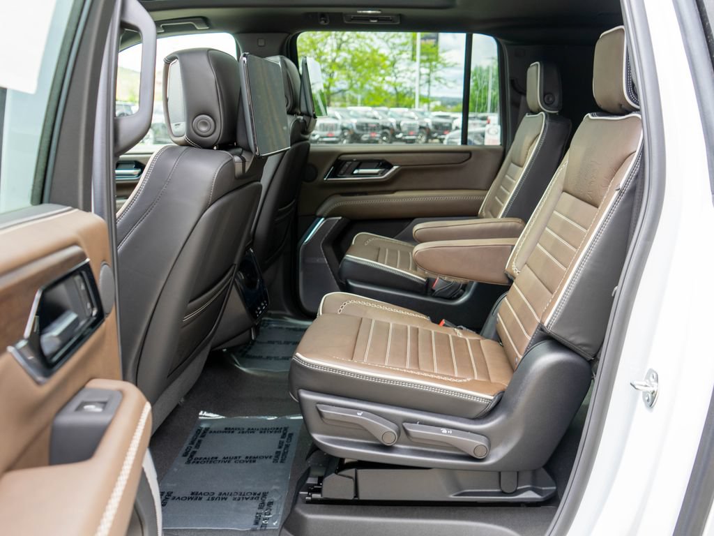 New 2026 GMC Yukon XL Denali Ultimate AWD/4WD image 14
