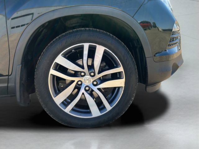 Used 2017 Honda Pilot Touring image 31
