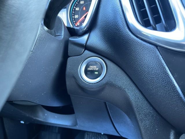 Used 2020 Chevrolet Equinox LT w/ LPO, Floor Liner Package image 17