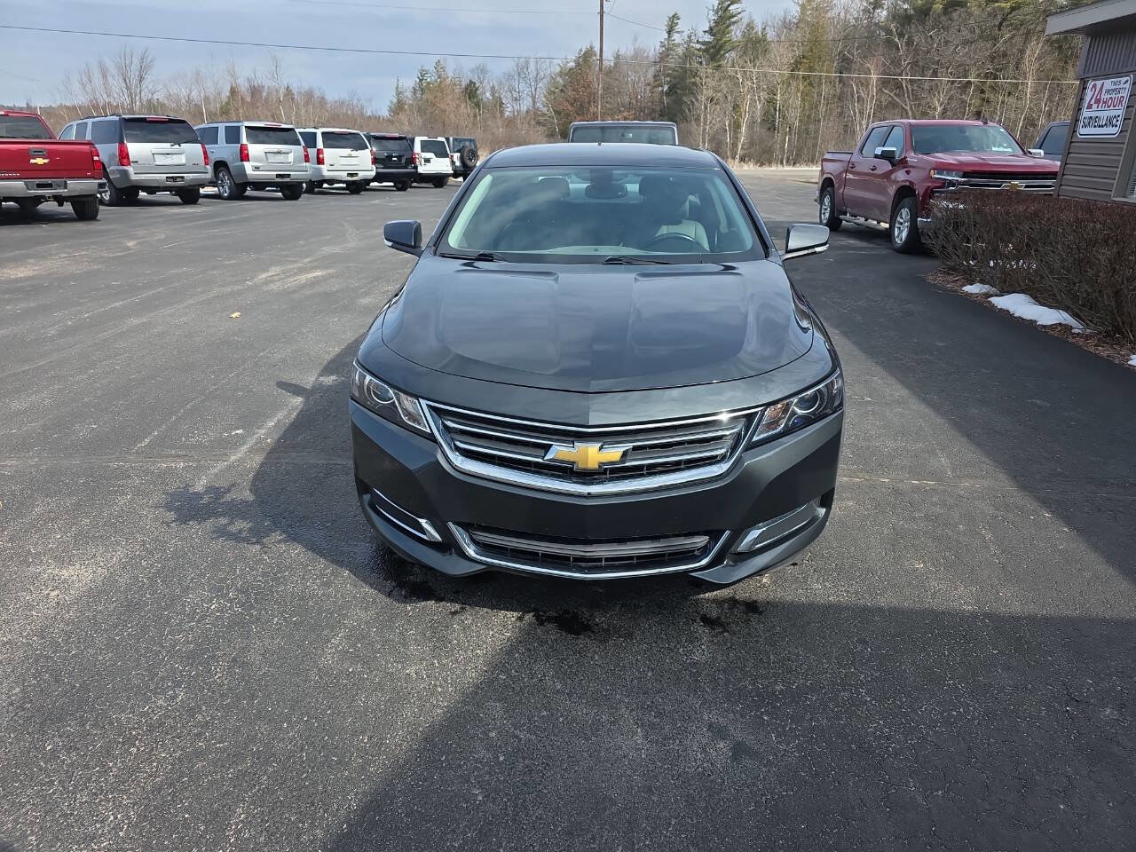 Used 2015 Chevrolet Impala LT w/ Convenience Package FWD image 3