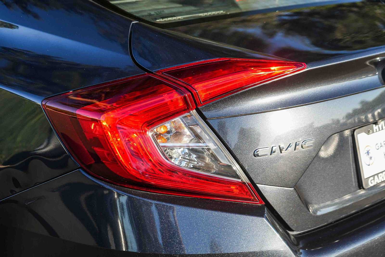 Used 2018 Honda Civic LX image 9