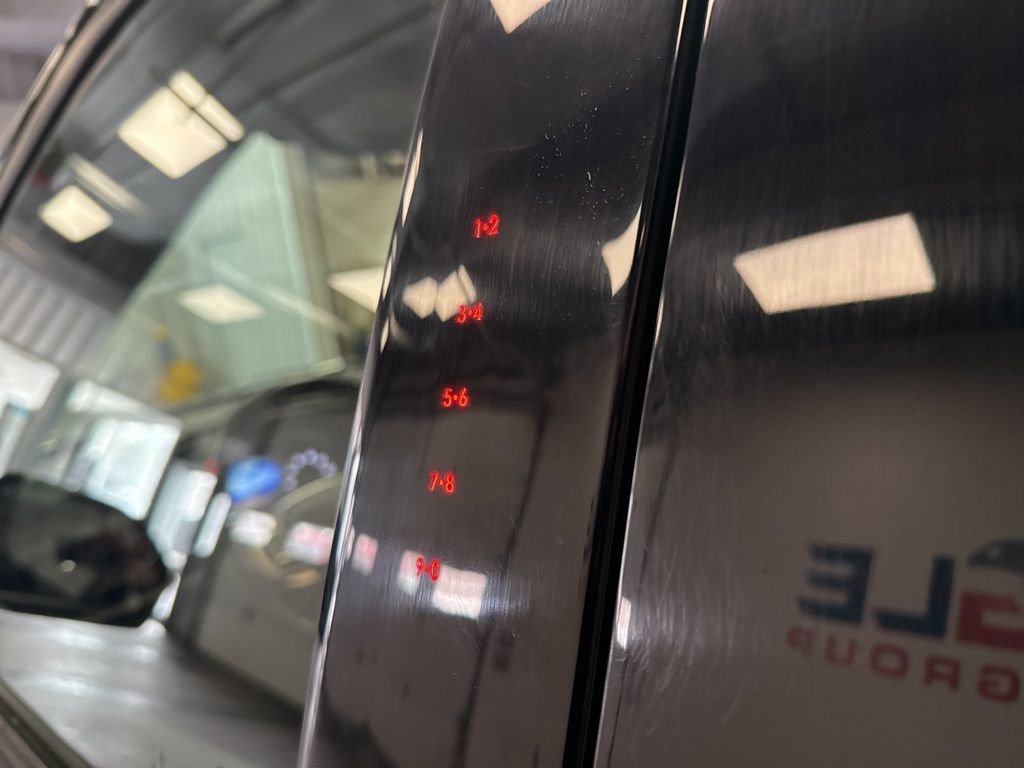 Used 2022 Ford Explorer XLT w/ Equipment Group 202A image 12