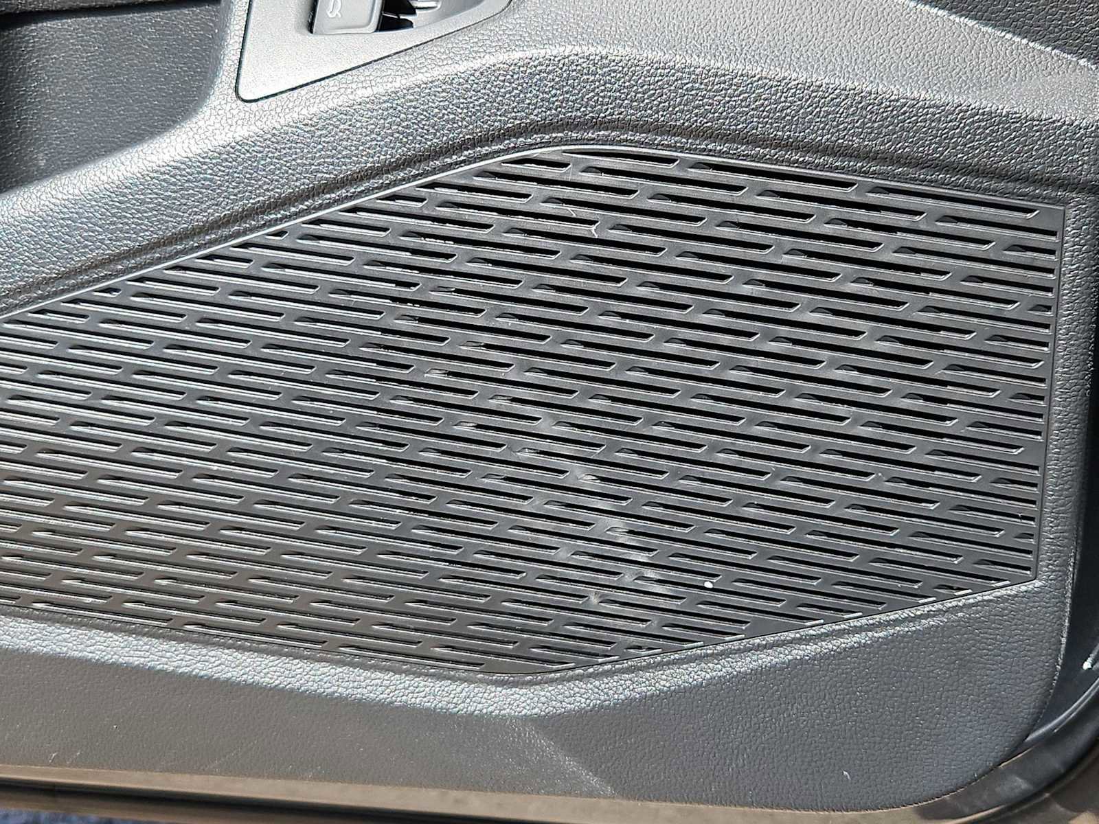 Used 2021 Volkswagen Jetta SE image 30