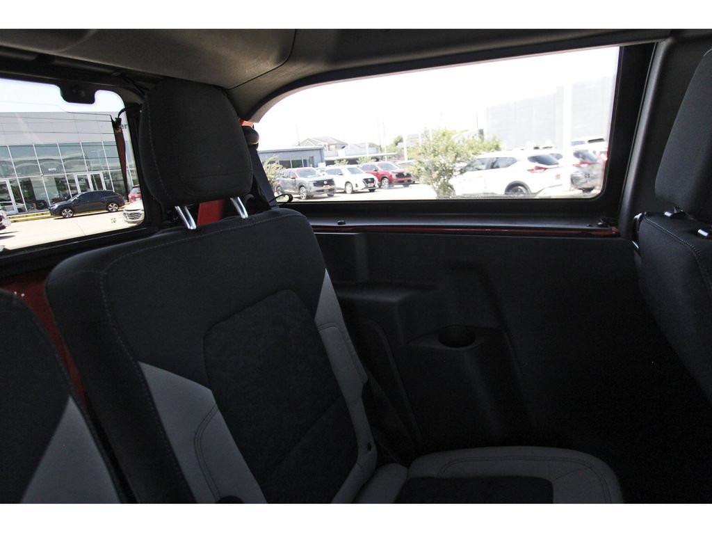 Used 2022 Ford Bronco 2-Door AWD/4WD image 12