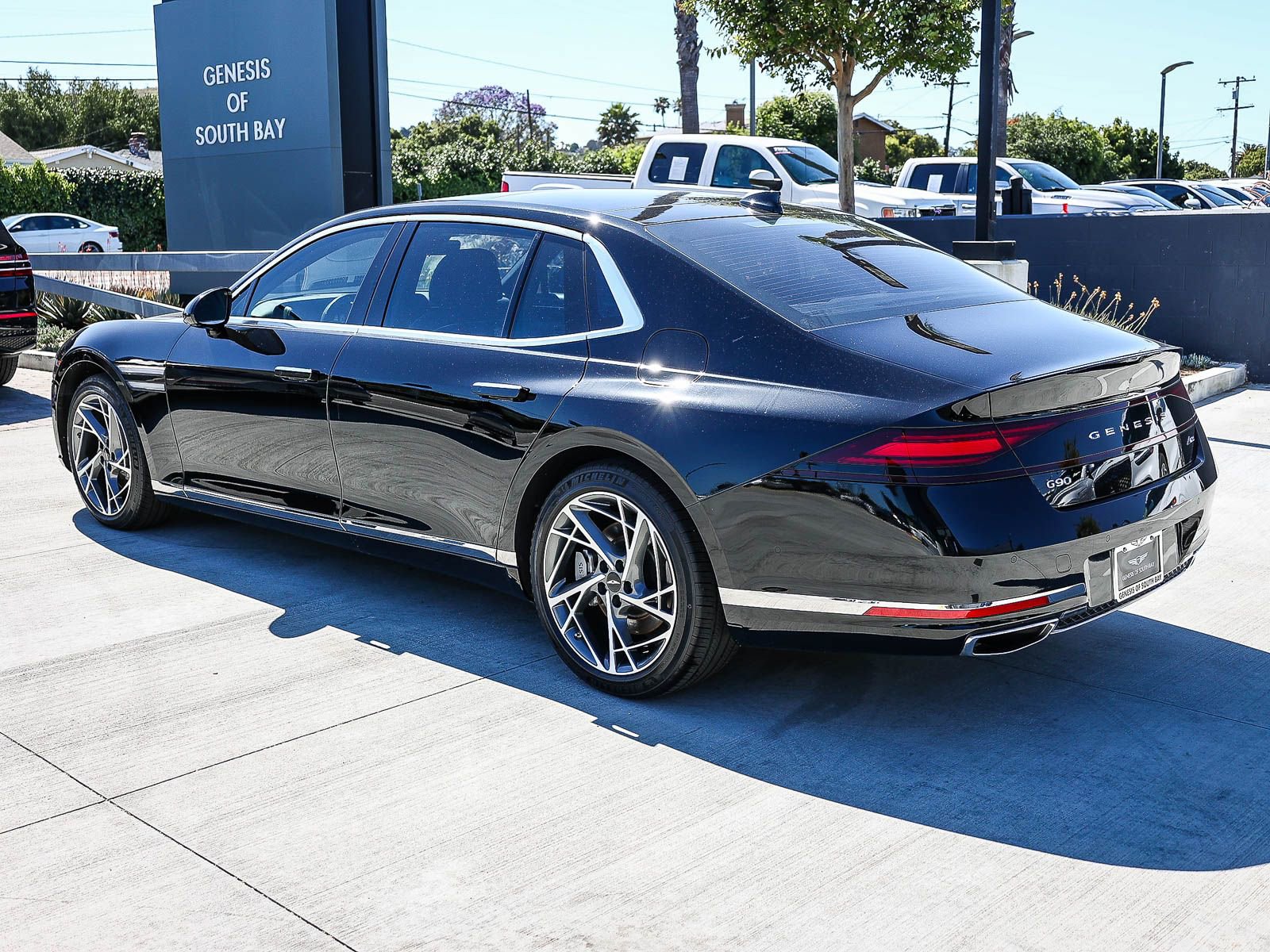 Used 2023 Genesis G90 3.5T AWD/4WD image 6