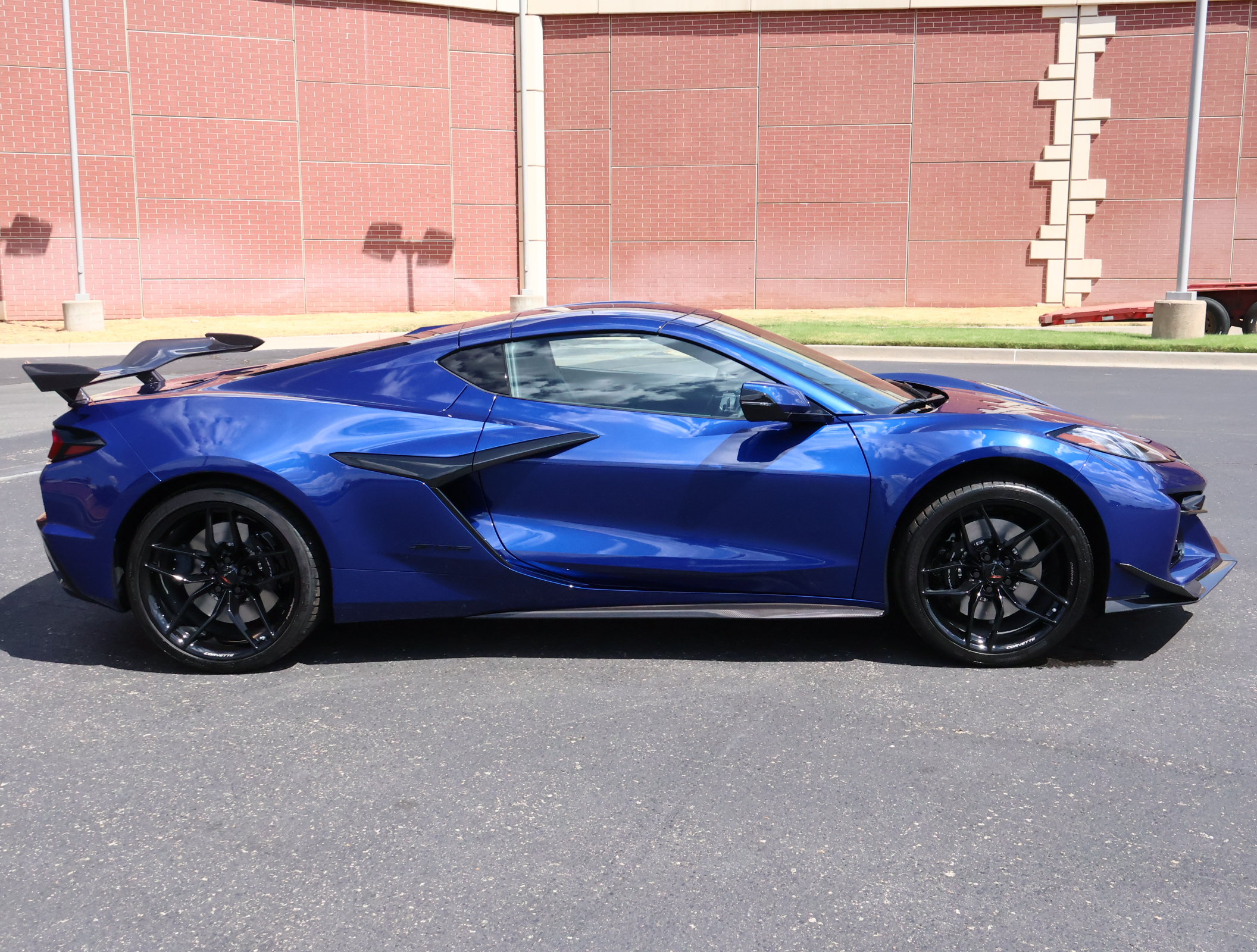 New 2027 Chevrolet Corvette Z06 RWD image 39