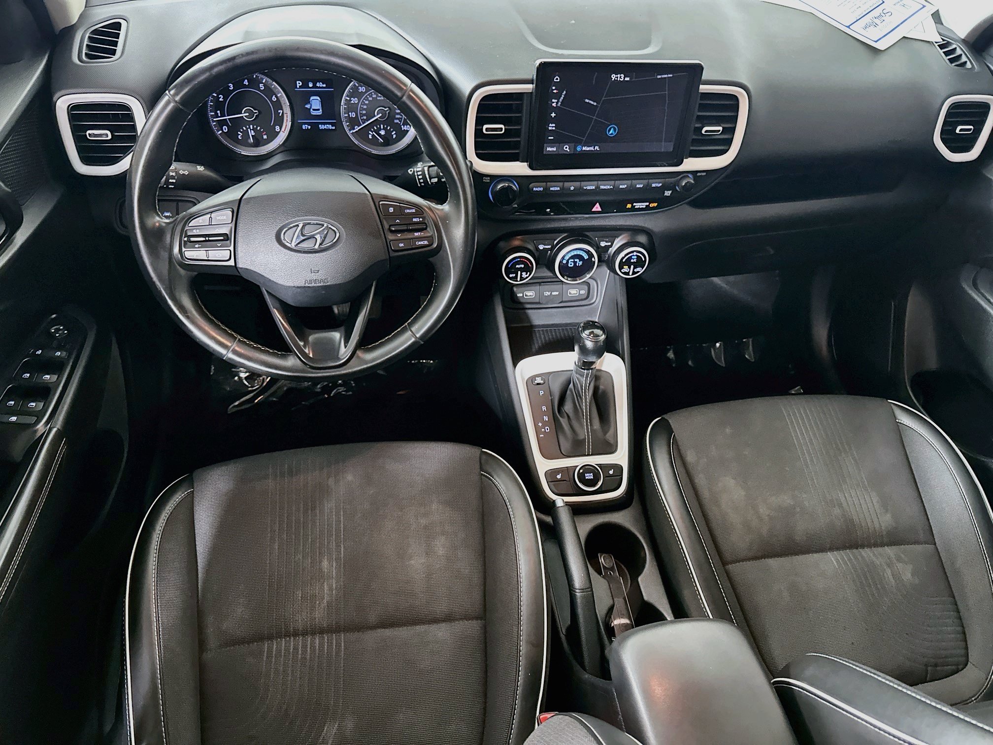 Used 2022 Hyundai Venue Limited FWD image 18