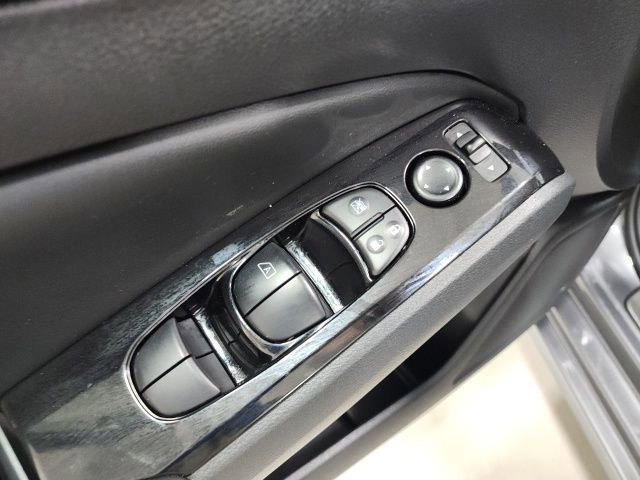 Used 2024 Nissan Altima 2.5 SL FWD image 21
