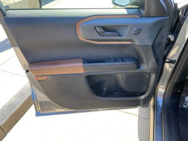 Used 2023 Ford Bronco Sport Outer Banks w/ Tech Package image 18