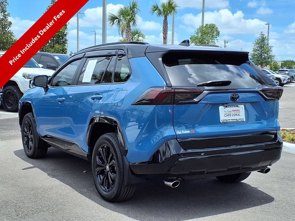 Used 2024 Toyota RAV4 XSE w/ Weather Package AWD/4WD image 5