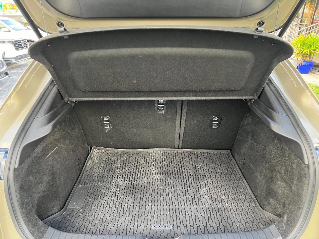 Used 2024 MAZDA CX-30 Carbon image 11