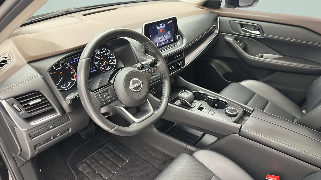 Used 2023 Nissan Rogue SV w/ SV Premium B Package AWD/4WD image 11