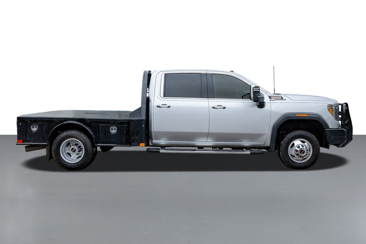 Used 2020 GMC Sierra 3500 Denali w/ Technology Package AWD/4WD image 4