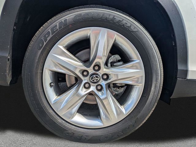Used 2016 Toyota Highlander Limited w/ Driver Technology Package image 11