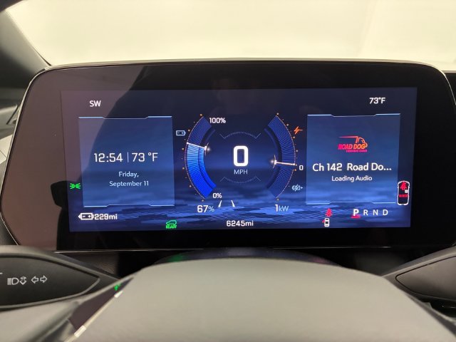 Certified 2026 Chevrolet Equinox EV RS AWD/4WD image 25
