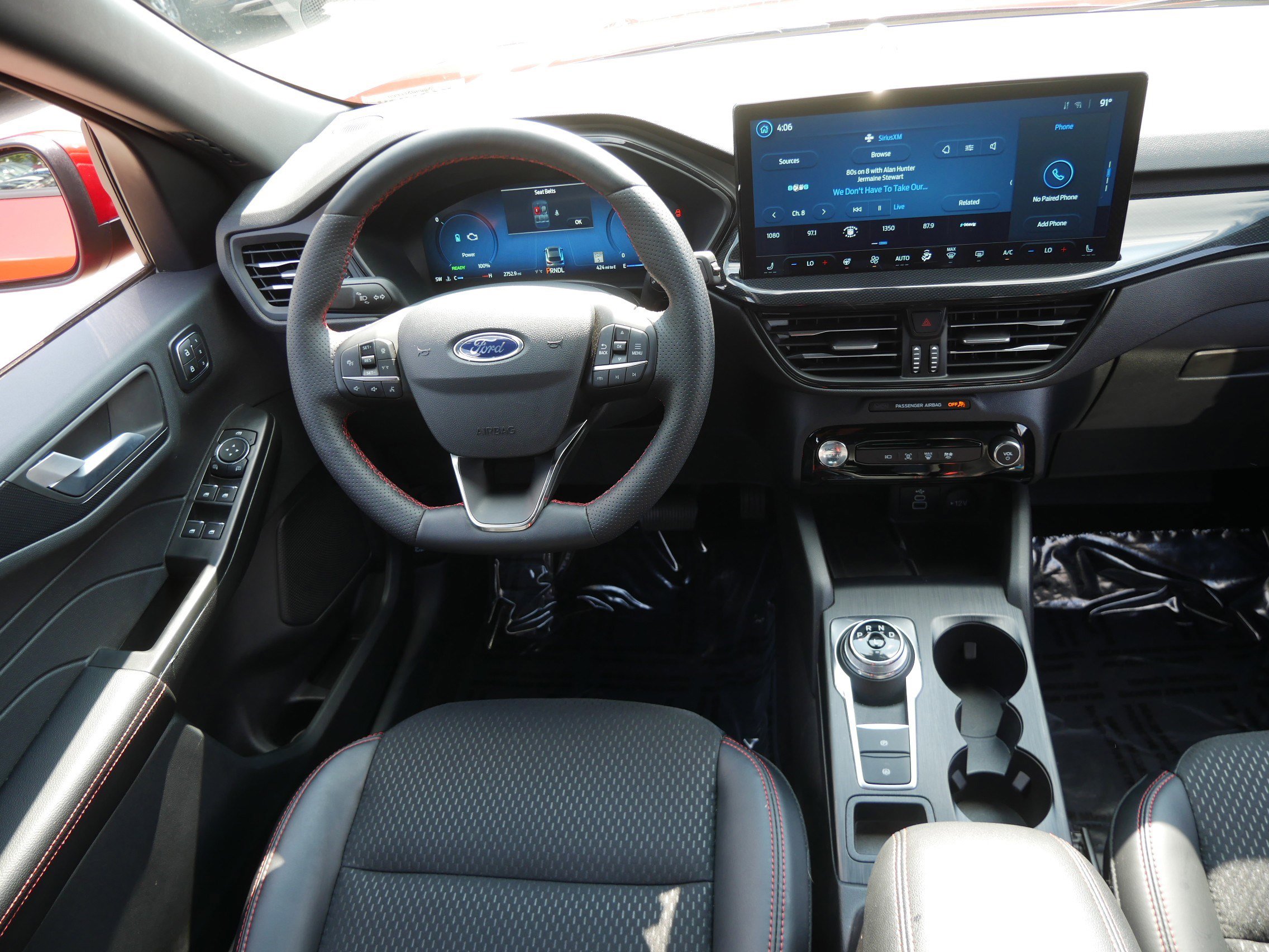 Used 2025 Ford Escape ST-Line Elite w/ Tech Pack #2 image 9