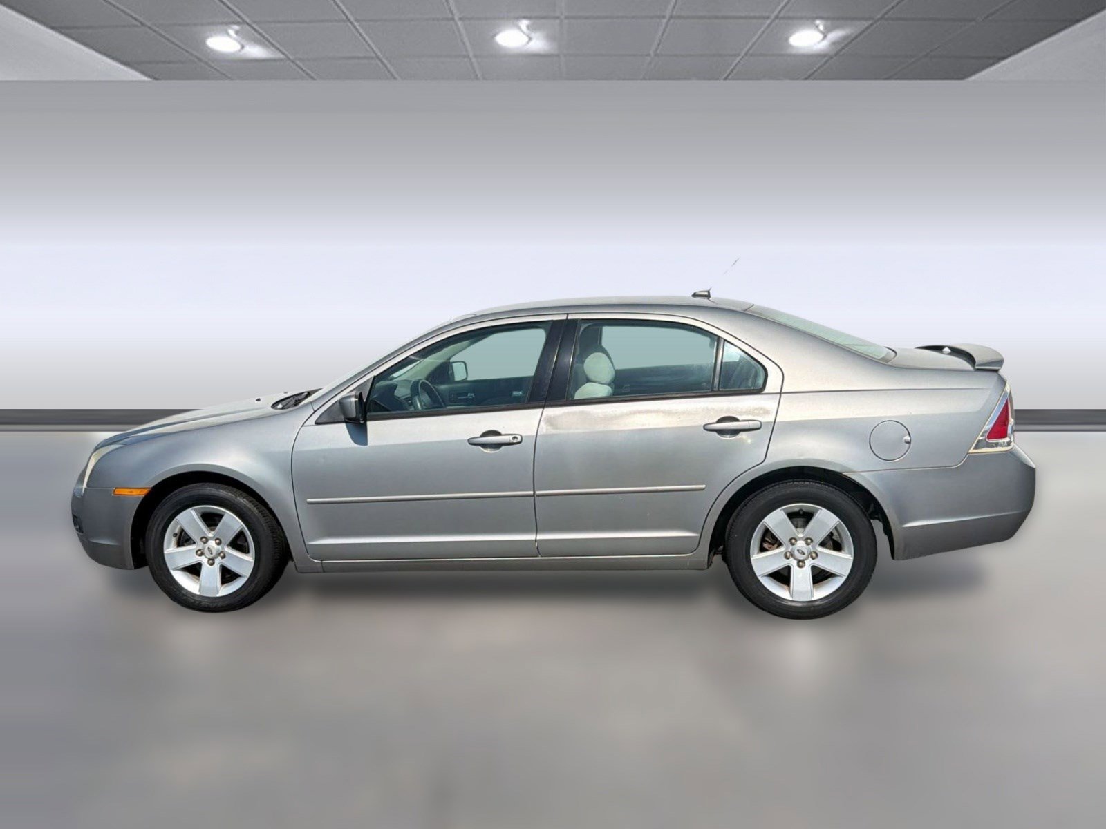 Used 2008 Ford Fusion SE FWD image 2