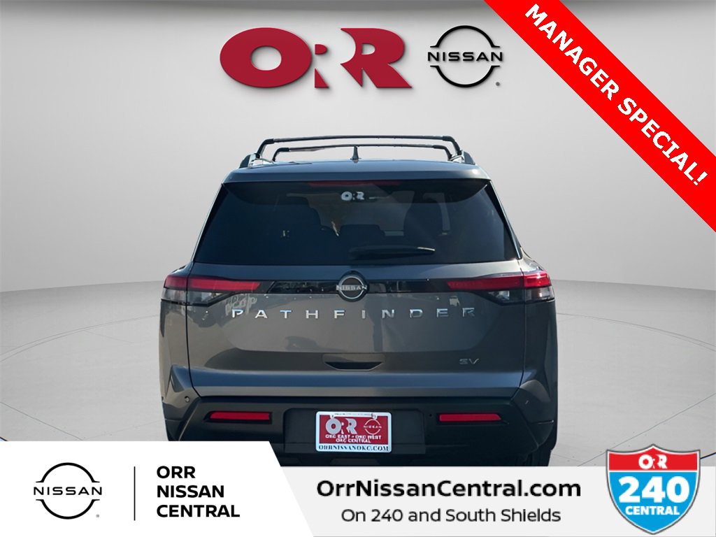 Used 2022 Nissan Pathfinder SV image 6