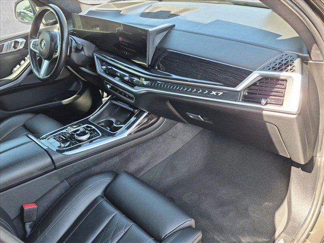 Certified 2024 BMW X7 xDrive40i w/ M Sport Package AWD/4WD image 25