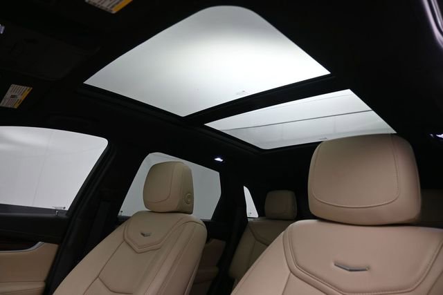 Used 2019 Cadillac XT5 Premium Luxury FWD image 12