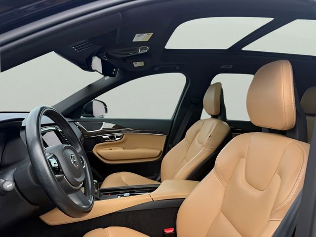 Used 2017 Volvo XC90 T6 Momentum w/ Vision Package image 18