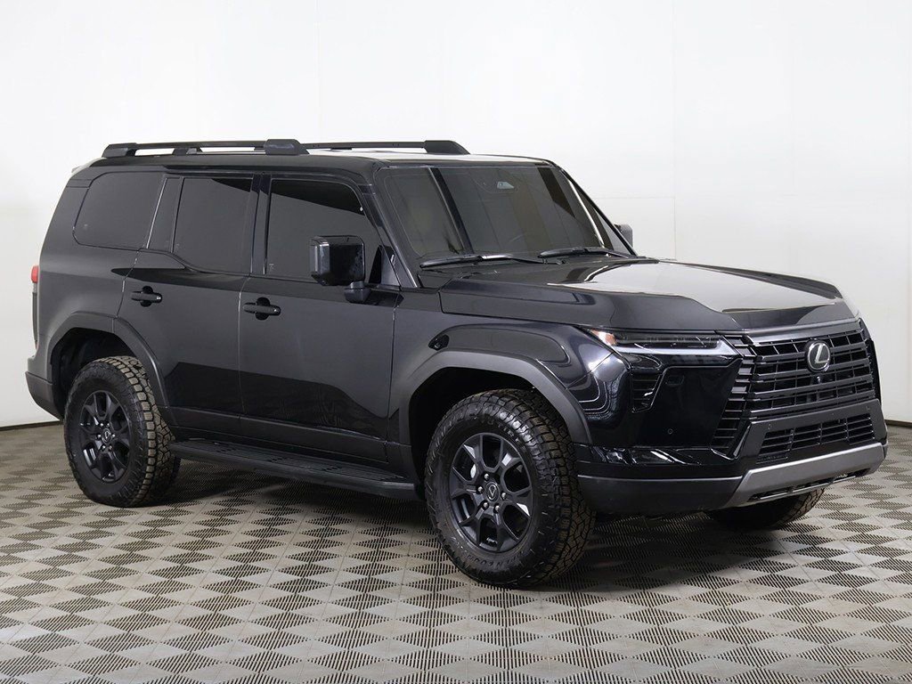 Used 2024 Lexus GX 550 image 2