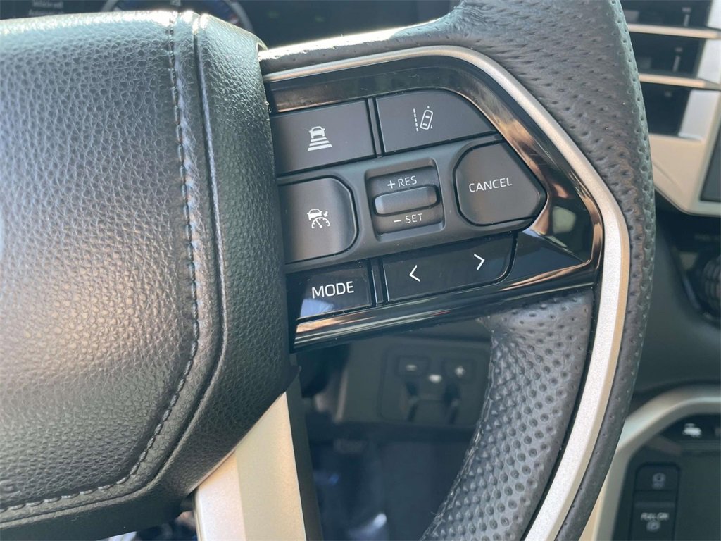 Used 2024 Toyota Sequoia Limited image 22