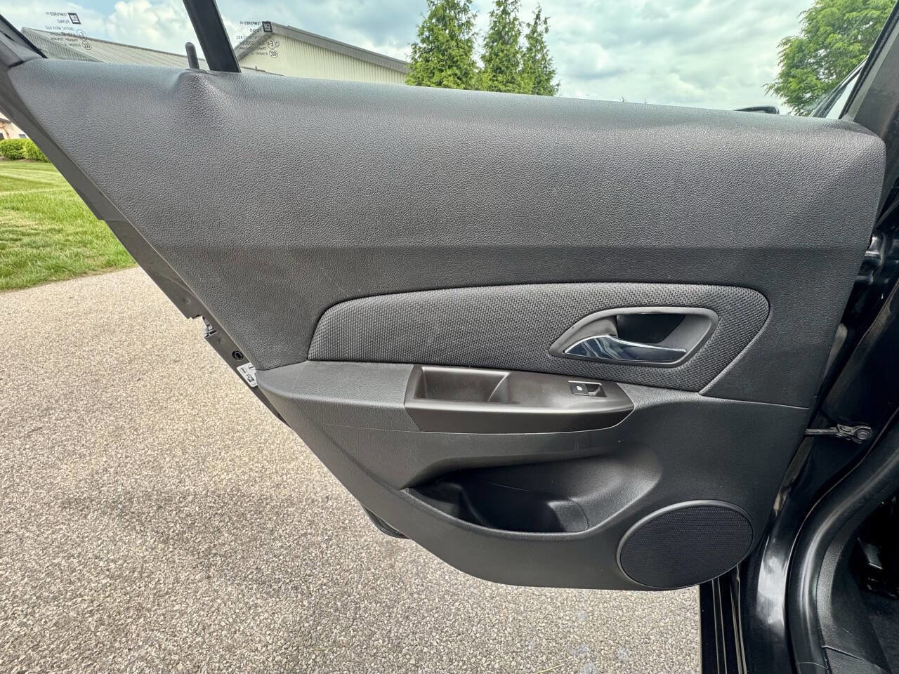 Used 2015 Chevrolet Cruze LT image 15