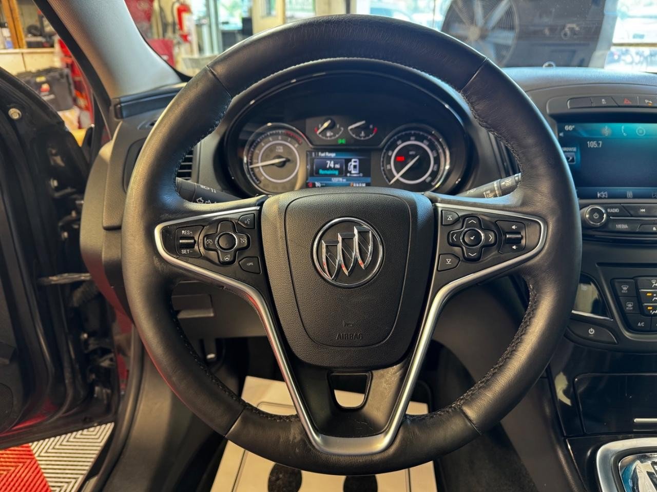 Used 2014 Buick Regal Premium FWD image 17
