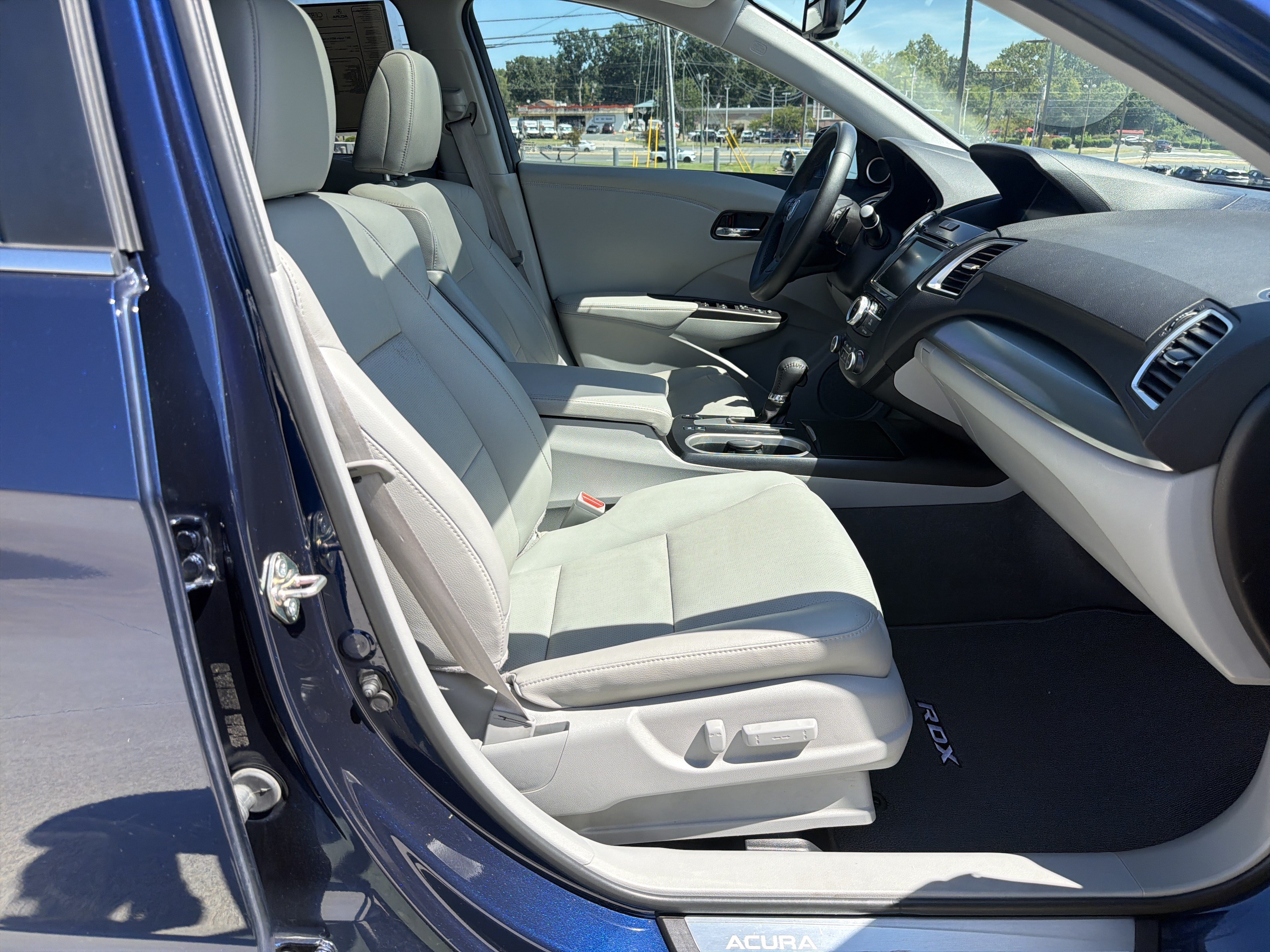 Certified 2017 Acura RDX w/ Advance Package FWD image 33