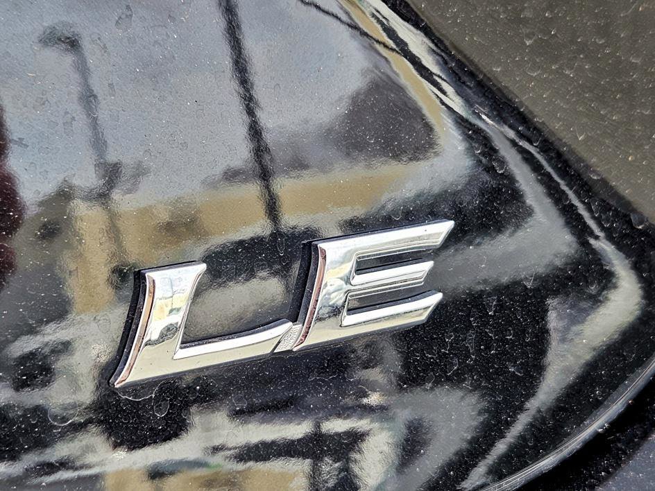 Used 2025 Toyota Camry LE image 15