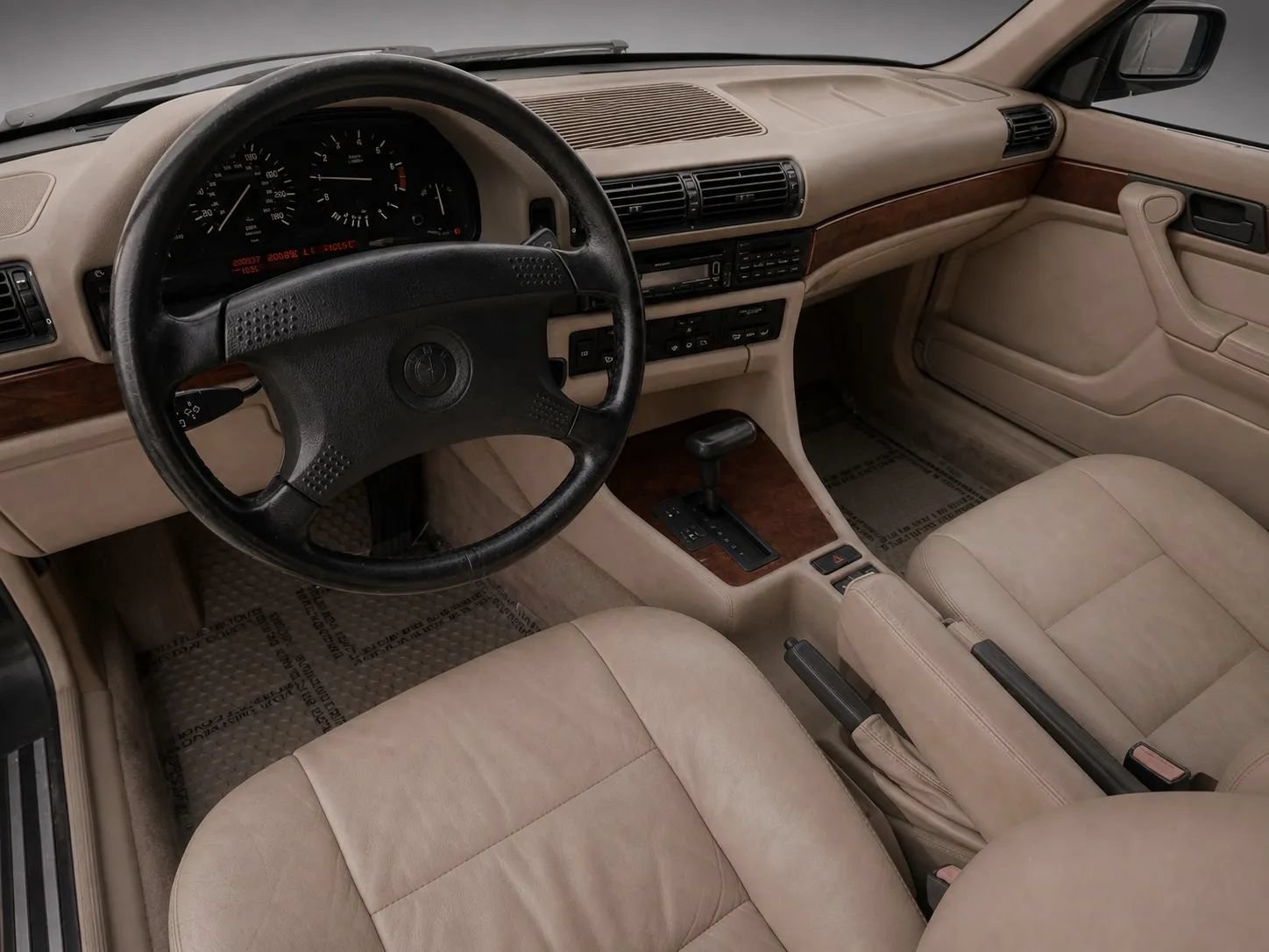 Used 1991 BMW 735iL RWD image 15