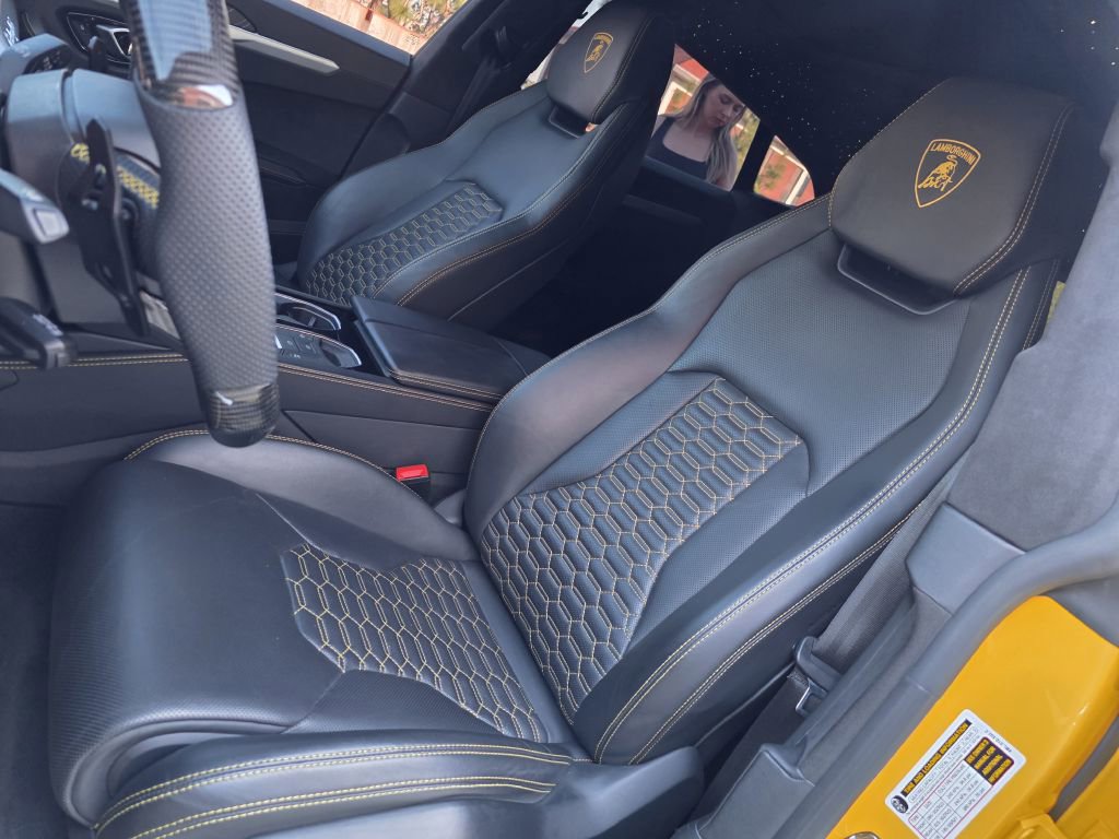 Used 2019 Lamborghini Urus image 24