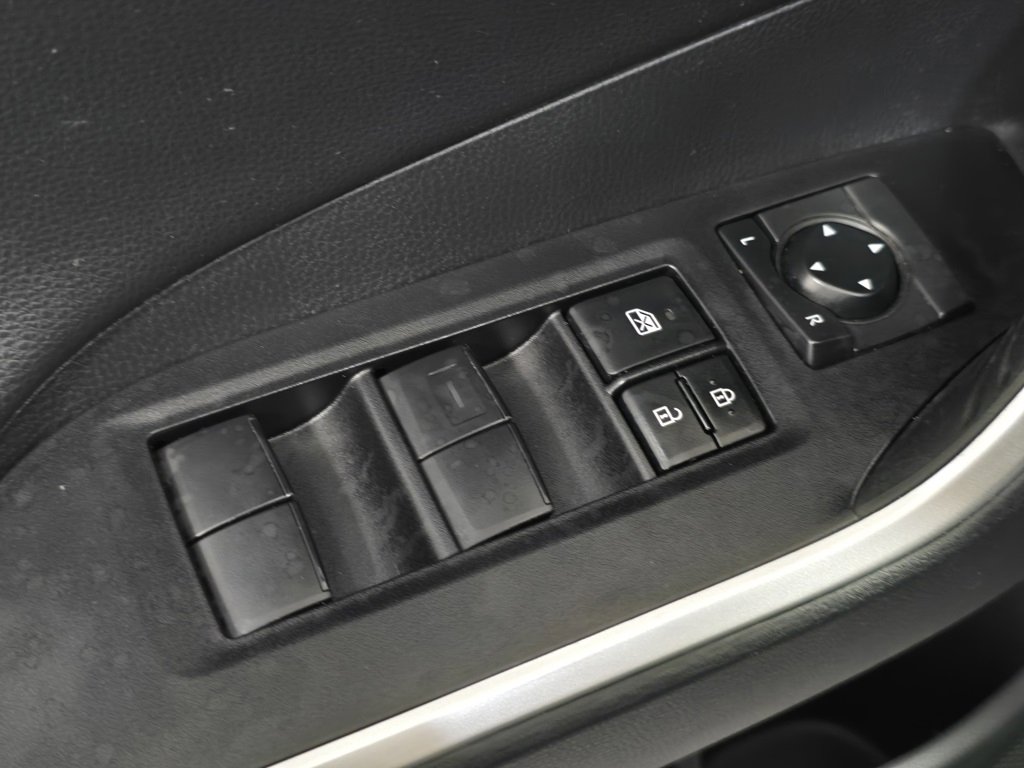 Used 2020 Toyota RAV4 TRD Off-Road image 24