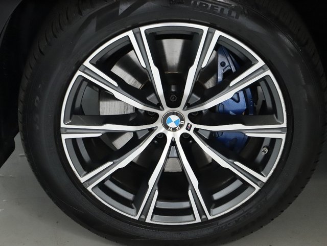 Used 2022 BMW X5 xDrive40i w/ M Sport Package AWD/4WD image 42