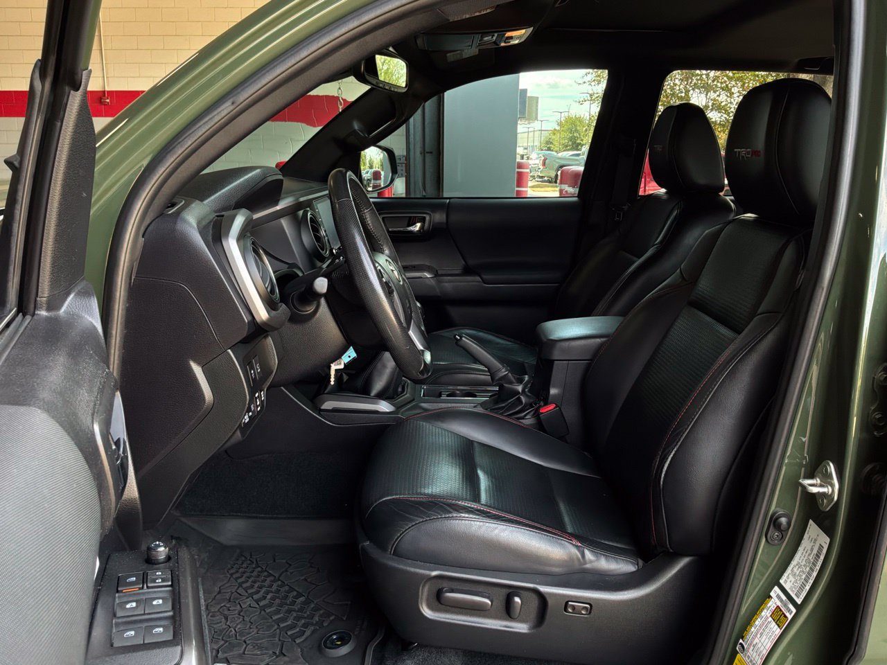 Used 2020 Toyota Tacoma TRD Pro AWD/4WD image 13